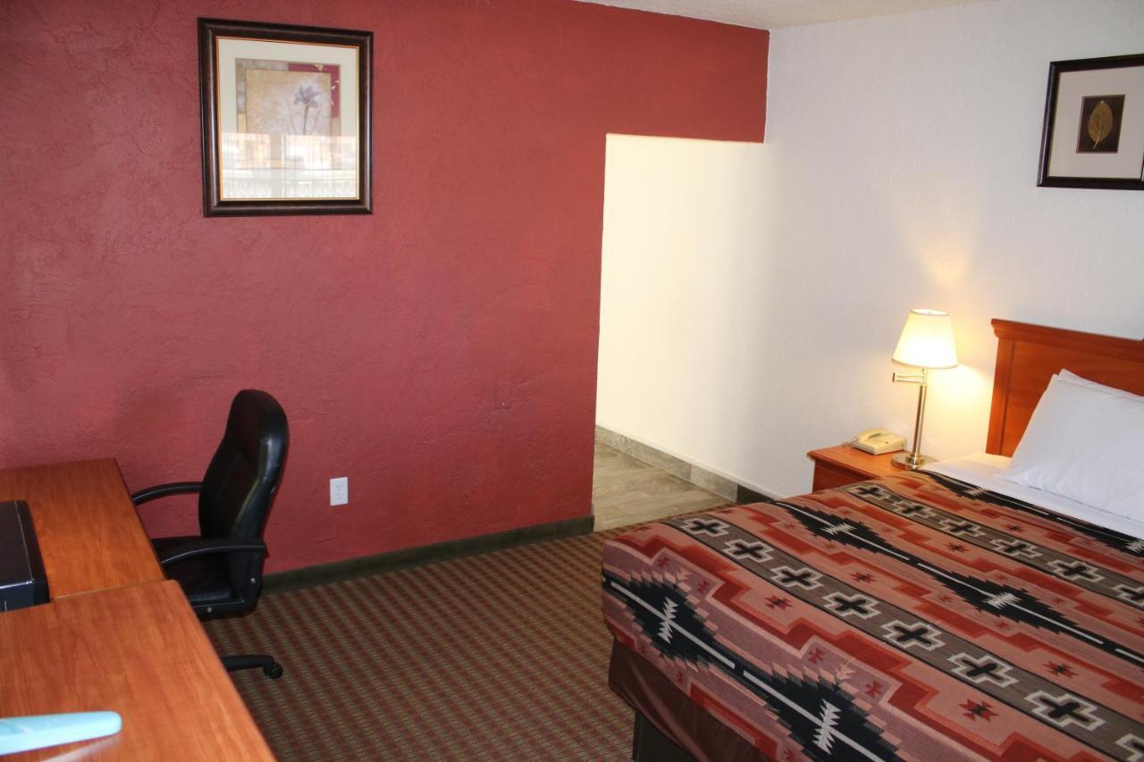 Hotel The Classic Desert Aire 2*